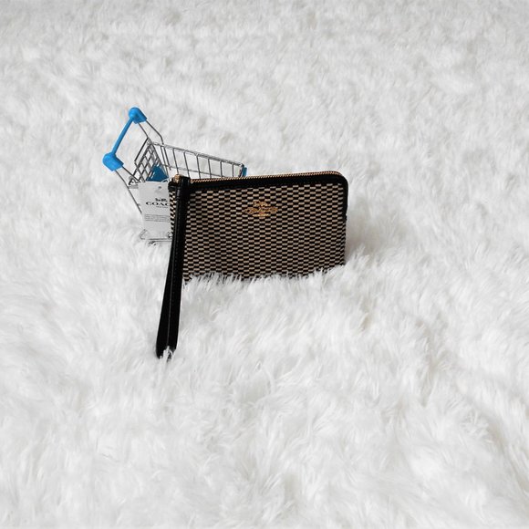 Coach Legacy Jacquard Corner Zip Wristlet - Picture 9 of 11